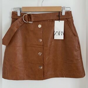 ✨NWT | Zara | Tan Faux leather belted mini skirt